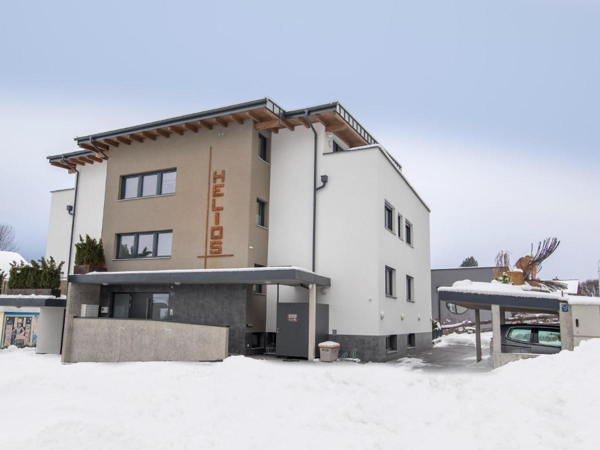 Apartment In Neukirchen With A Carport Neukirchen am Großvenediger Exteriör bild